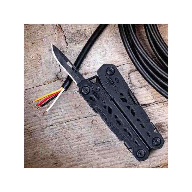 Gerber TRUSS Black multitool & sheath