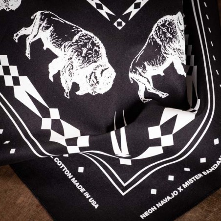 Bandana bison noir 100% coton Made in USA