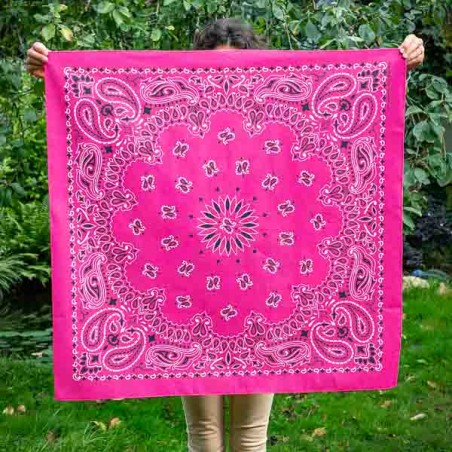 Bandana géant XXL rose vif motif cachemire made in USA