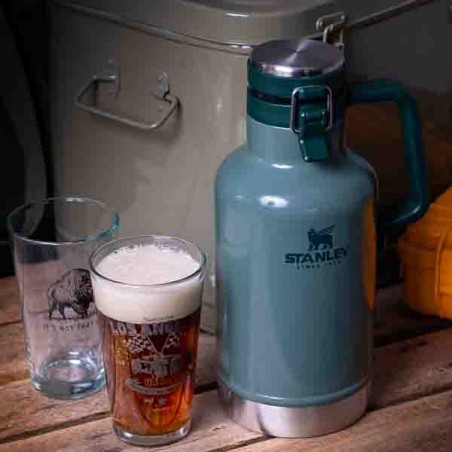 Stanley Outdoor Insulated Growler and Tumblers Gift Set