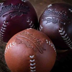 Balles de baseball cuir Horween GRENAT made in USA