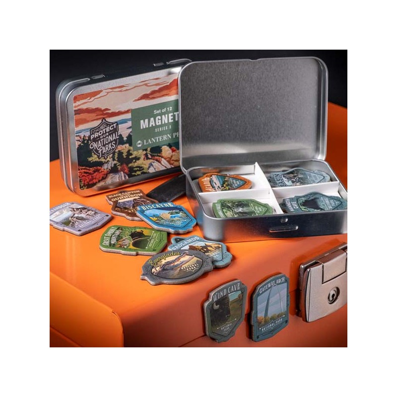 cBox of 12 American National Parks magnets series 3