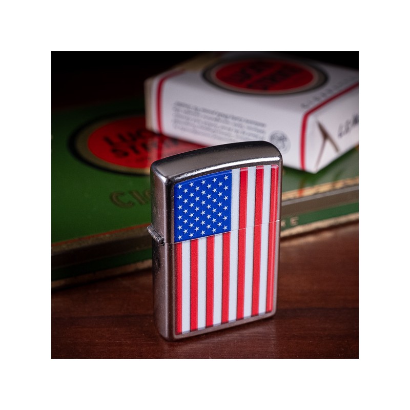 ZIPPO® Patriotic Design Drapeau USA - MADE IN USA