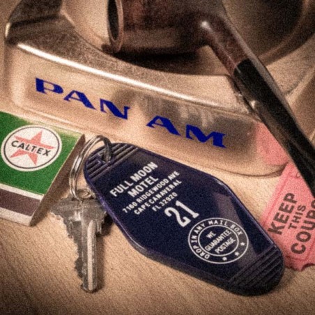 FULL MOON motel keychain Cape Canaveral