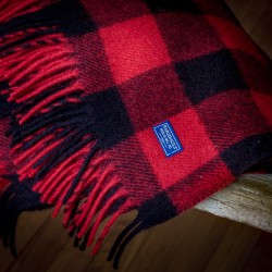 Buffalo Plaid Fringe Wool Throw - Heather Red/Black