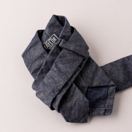 CRAVATE BLUE CHAMBRAY  by TAYLOR SUPPLY Co