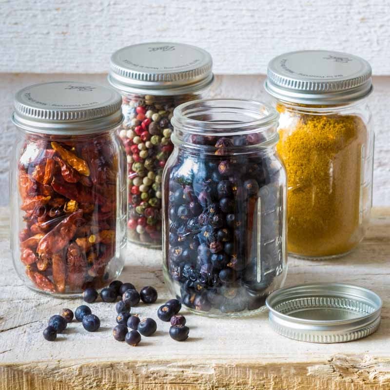 4oz Handled Jar w/White Sifter Caps ⎟ MASON JAR ⎟ le comptoir americain