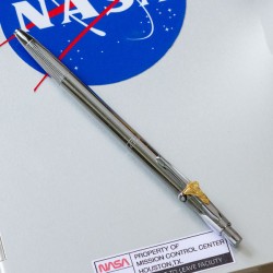 CHROME PLATED SHUTTLE SPACE PEN WITH SHUTTLE EMBLEM IN GIFT BOX